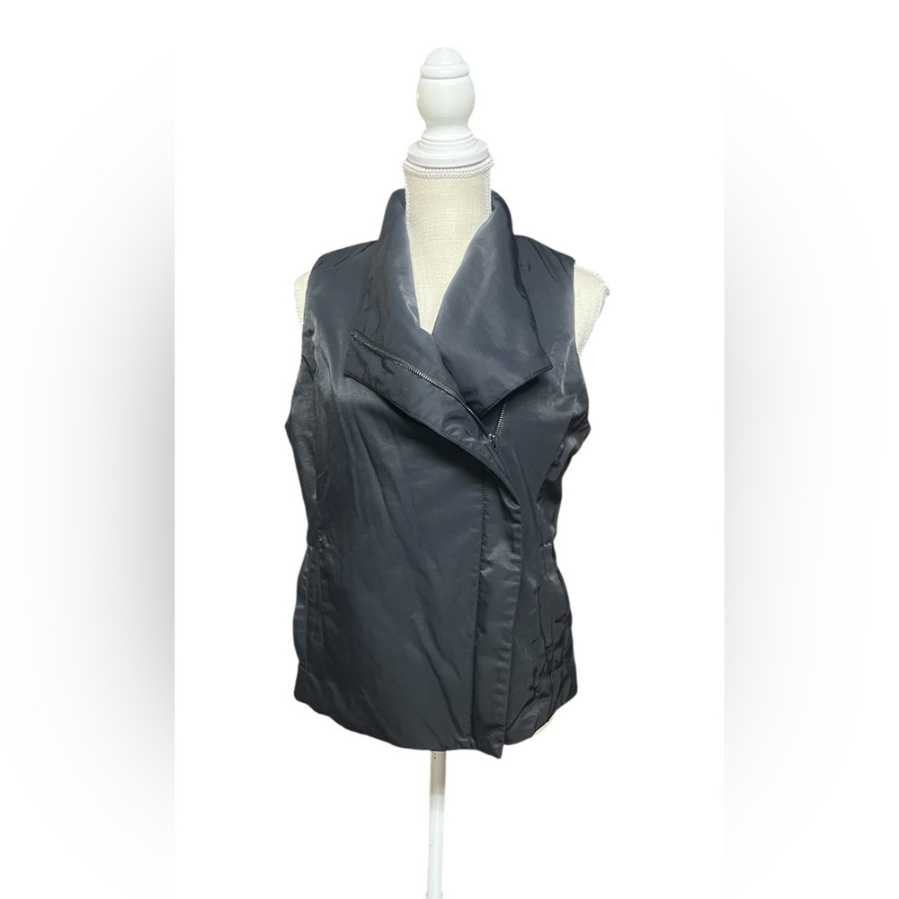 Eileen Fisher‎ vest